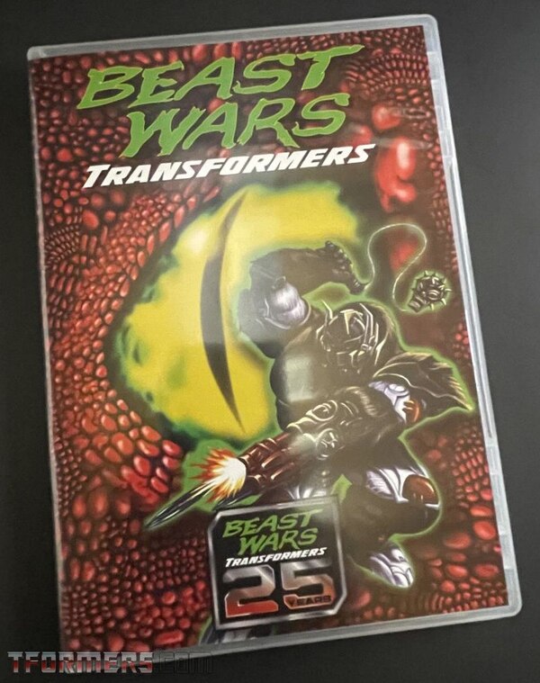 Transformers War For Cybertron Kingdom 35th Anniversary Beast Wars Promo Box  (39 of 57)